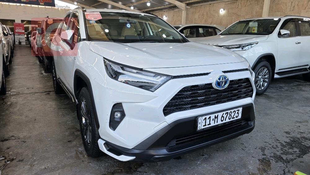 تۆیۆتا ڕاڤ 4